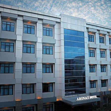 Arinas Hotel Bandar Lampung Exterior foto